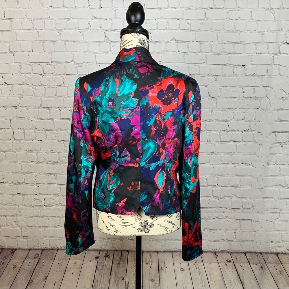 Multi-Color Blazer - Picture 2 of 3